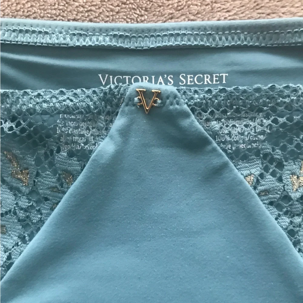 Victoria’s Secret panties new with tags! Gorgeous lace flecked with gold! Size L - Picture 4 of 6